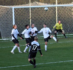 The Swarthmore wall defends a Hopkins free kick in the first half of the Centennial Conference semifinal.